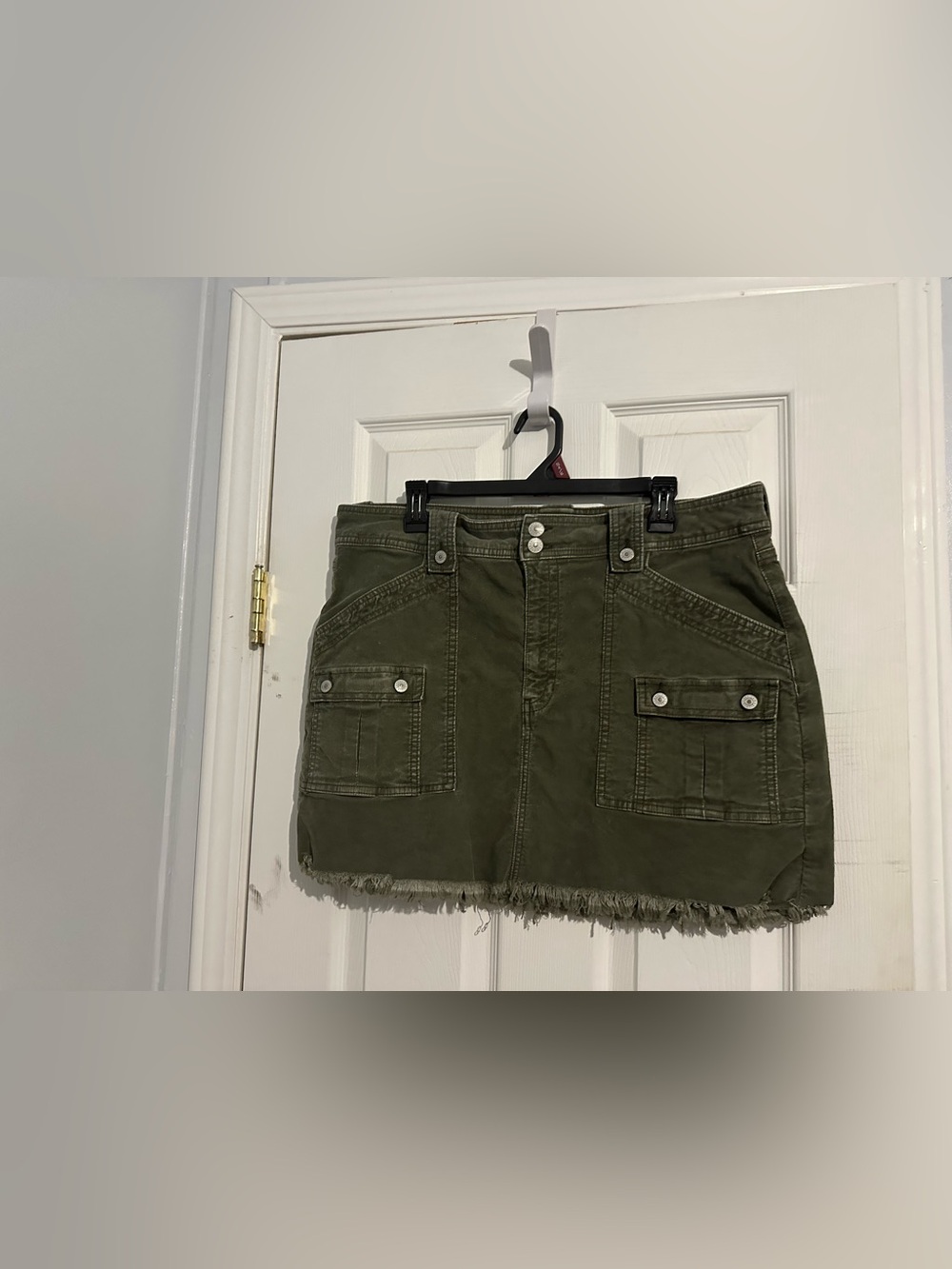 American Eagle Green Corduroy Cargo Mini Skirt - Size 18